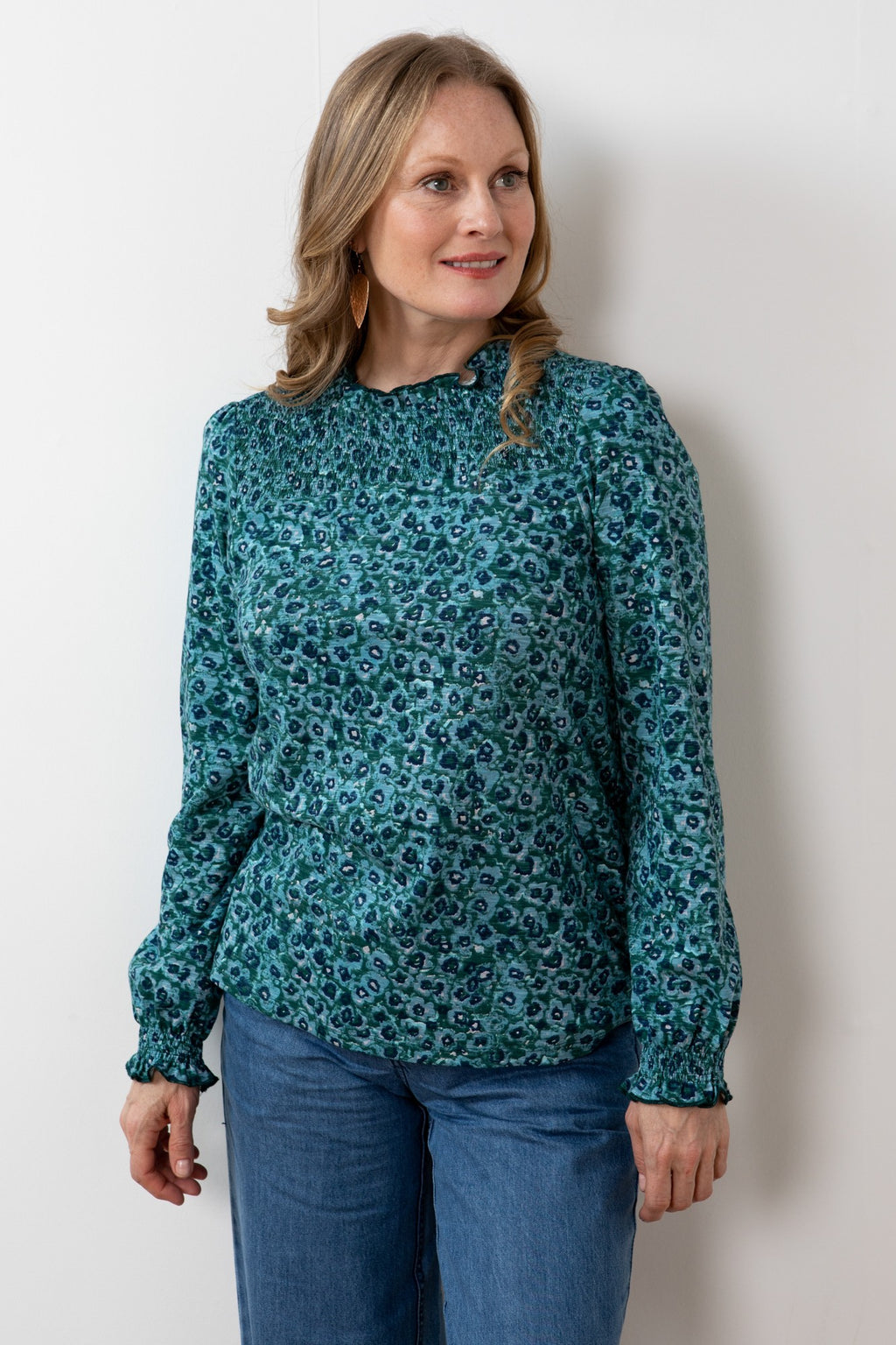 REFLECTIONS TOP